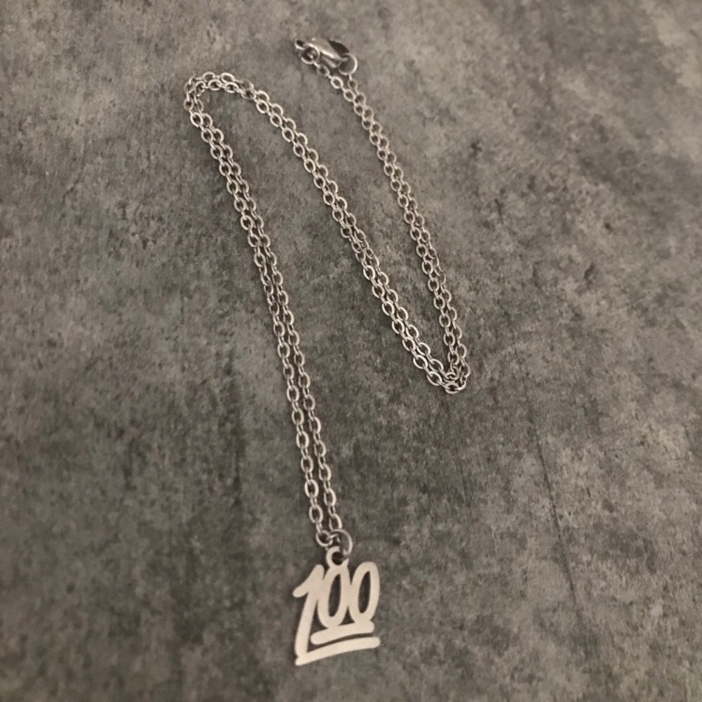 💯 100% - Stainless Steel Necklace
